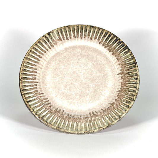 Fluted Earth Quarter Plate