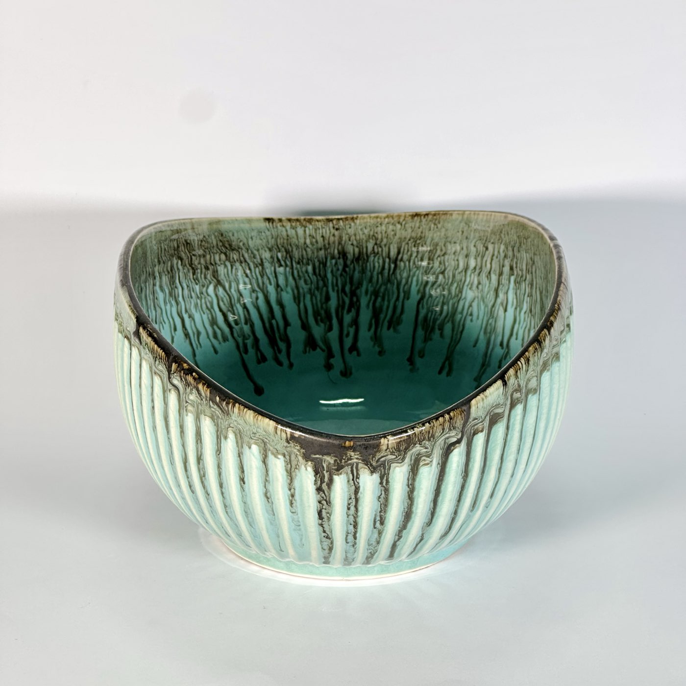 Aqua Dune Ribbed Bowl