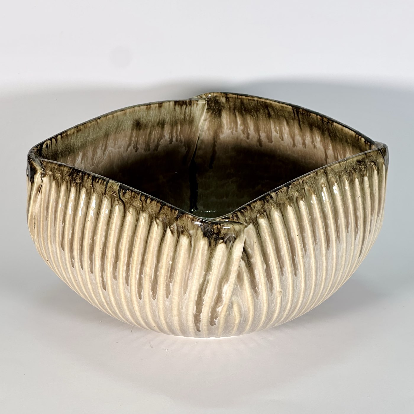 Sandstone Ridge Square Bowl
