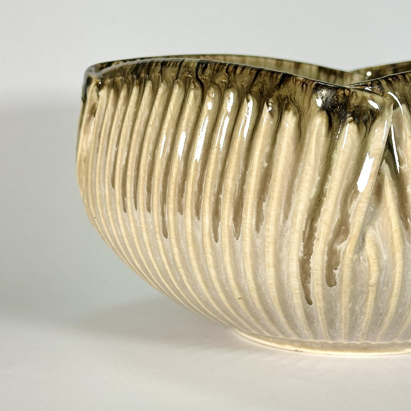 Sandstone Ridge Square Bowl
