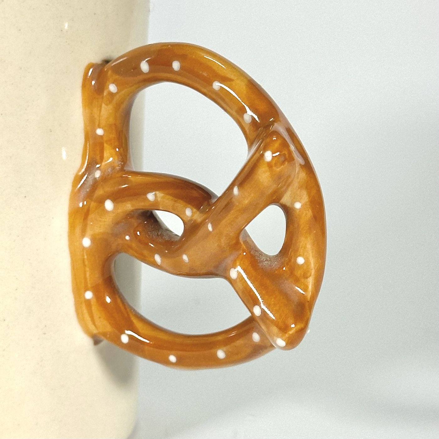 Pretzel Loop Mug