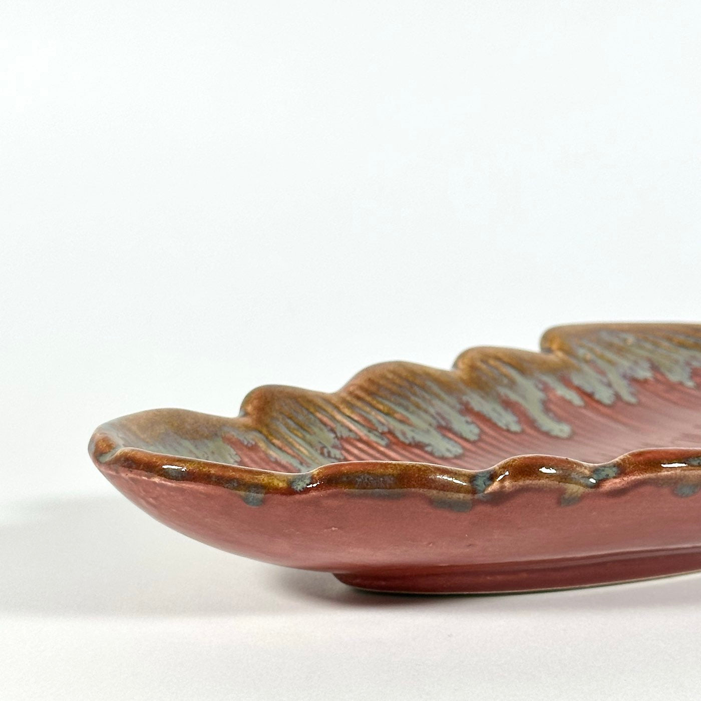 Red Drip Feather Platter