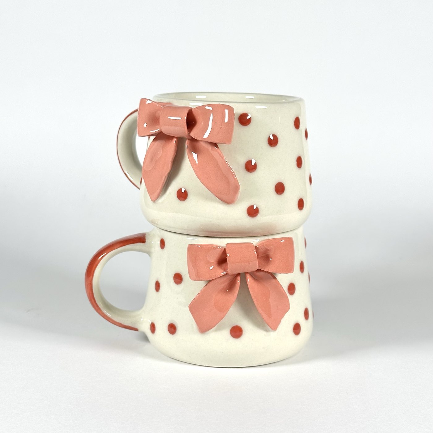 Scarlet Rouge Bow Cup
