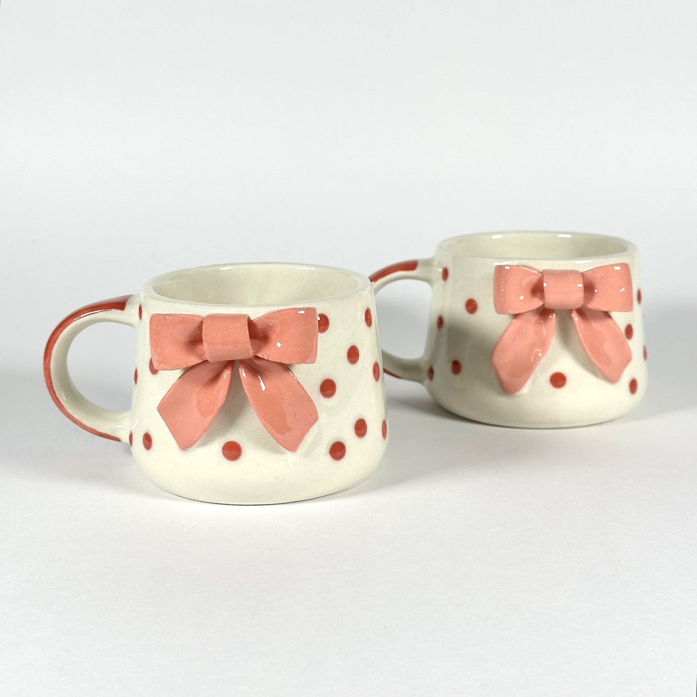 Scarlet Rouge Bow Cup