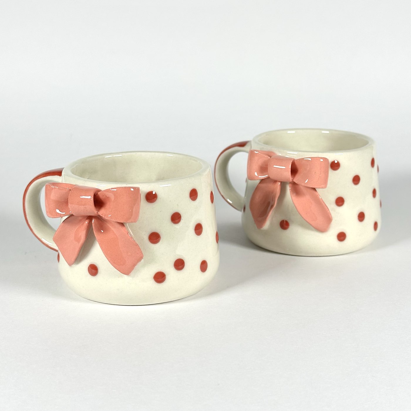 Scarlet Rouge Bow Cup