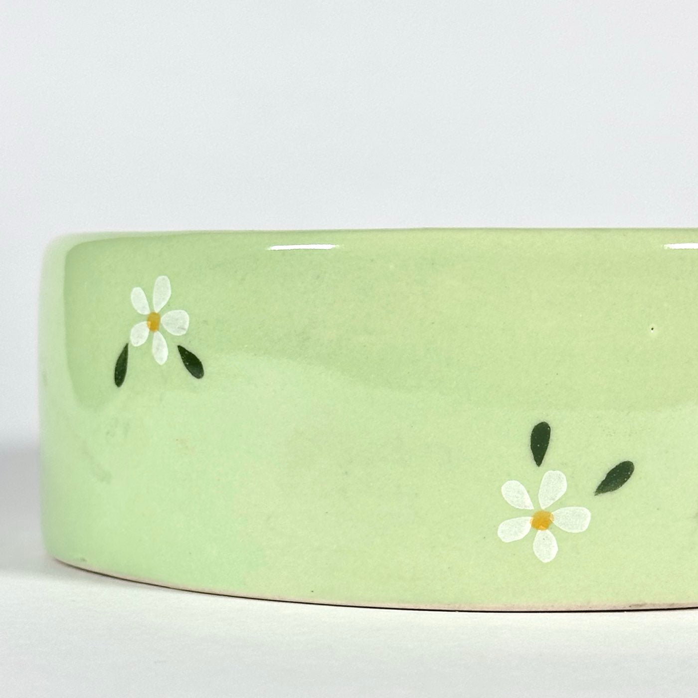 Daisy Drift Bowl